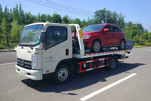 高速道路救援拖车怎么收费，高速拖车收费标准